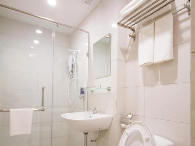غرفة قياسية بسرير مزدوج، 118 HOTEL MACALISTER 5/6