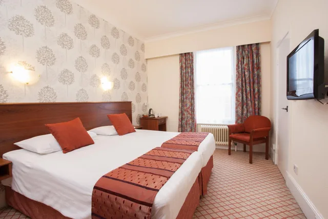 غرفة بسرير مزدوج أو سريرين منفصلين بإطلالة على البحر، Tlh Toorak Hotel 1/3
