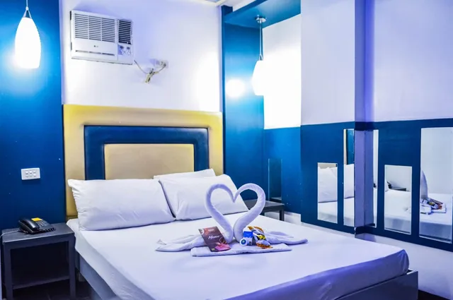 Fiesta, Queen Bed، Hotel 99 Quiapo 1/2