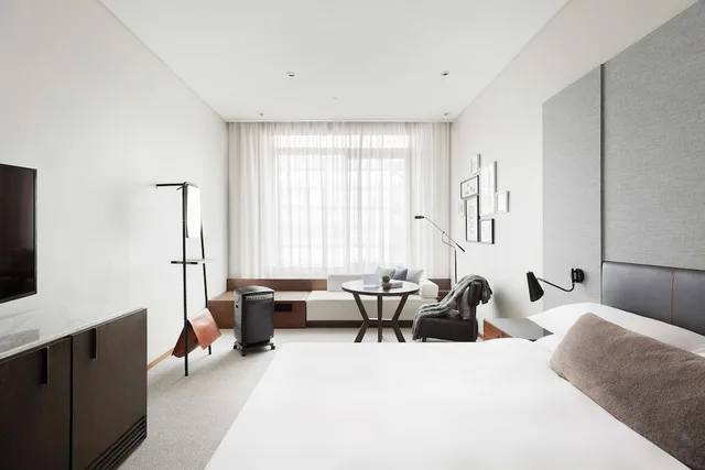 Pure, King Bed, EPISODE Hsinchu, a JdV by Hyatt Hotel (ex Hotel Indigo) 2/5