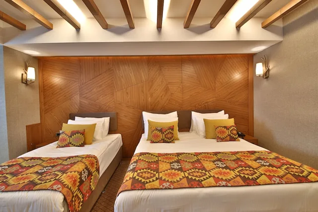 غرفة سوبيريور ثلاثية بسرير مزدوج وسرير فردي، Bof Hotel Uludag 2/5