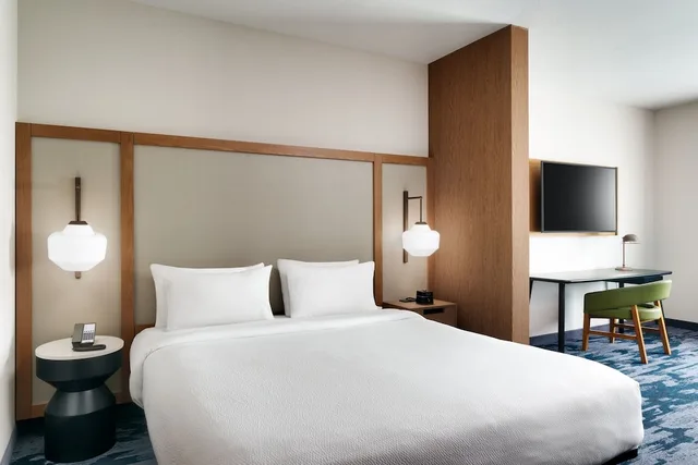 استوديو بسرير كينج مع أريكة لذوي الإعاقة، Fairfield Inn & Suites by Marriott Houston League City 1/4