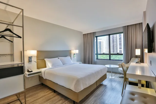 superior queen double, Radisson Hotel Barra Rio de Janeiro 4/11