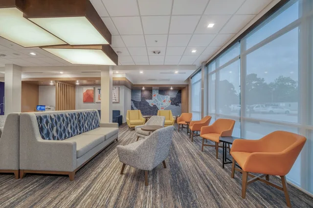 Holiday Inn Express & Suites Tyler South - University Area by IHG، تايلر 29/50