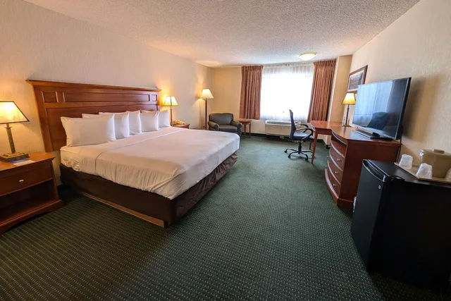 غرفة بسرير كينج، Comfort Inn Near Vail Beaver Creek 2/3