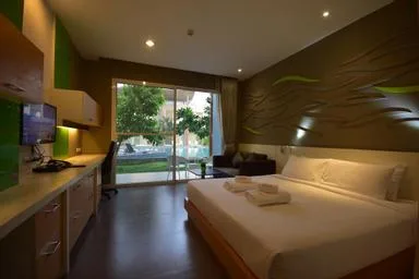 غرفة ديلوكس بإطلالة على المسبح، PAEVA LUXURY SERVICED RESIDENCE 1/1