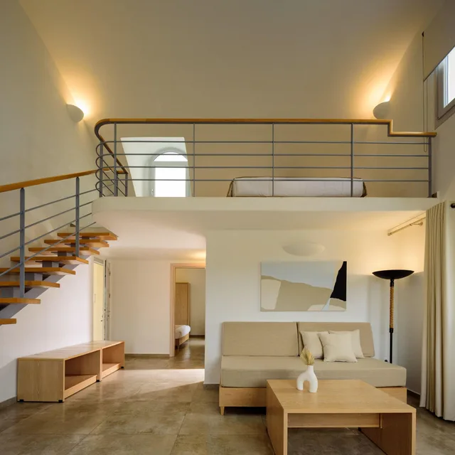 جناح عائلي بحوض جاكوزي، Aliter Suites 2/10
