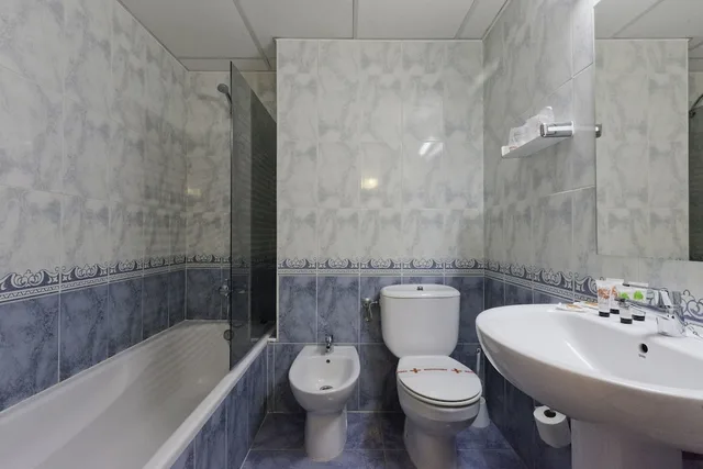 غرفة قياسية بسريرين منفصلين، Azuline Hotel S Anfora and Fleming 8/10