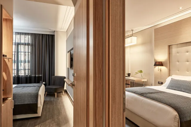 Basic, Double Bed, Balcony, Antigon Urban Chic Hotel by GHH 1/4
