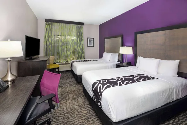 غرفة بسريرين كوين لذوي الإعاقة، La Quinta Inn and Suites by Wyndham Kennesaw 5/10