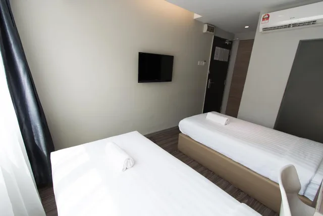 Room, Twin Beds, Hotel 99 - Ss2 6/8