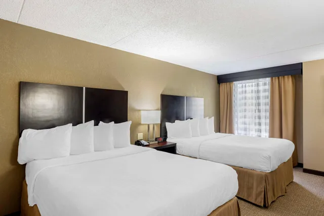 جناح بسريرين كوين، Best Western Harrisburg North 1/3