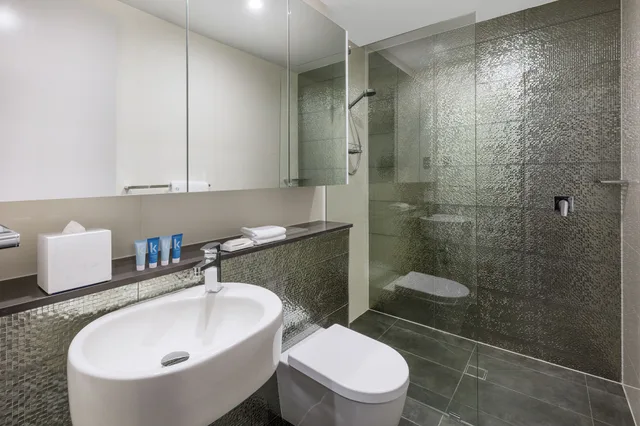 جناح بسرير كينج بشرفة بغرفة نوم واحدة، Meriton North Sydney 5/8
