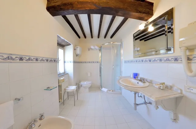 Panoramic, Suite, King Bed, Valley View, Balcony، San Michele 4/4