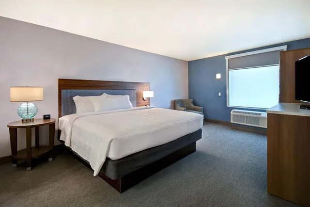 جناح بسرير كينج بغرفة نوم واحدة مع أريكة، Home2 Suites by Hilton Las Vegas Convention Center 2/5