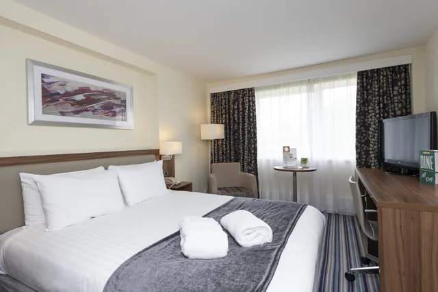 غرفة بريميوم بسرير مزدوج مع أريكة، Holiday Inn Norwich 1/3