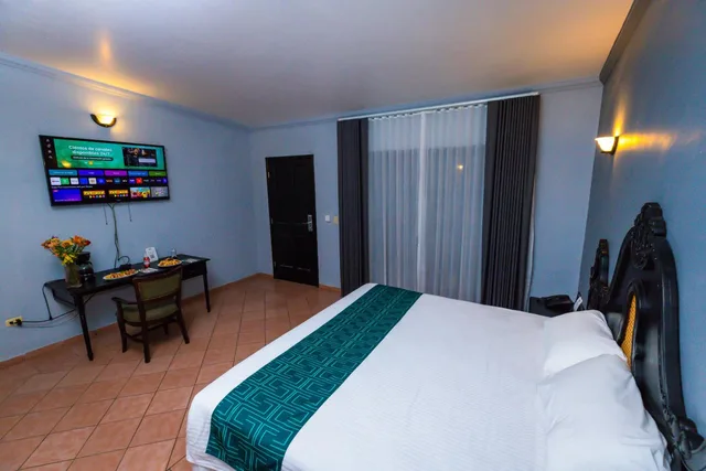 Standard, King Bed, InHouse Select Hacienda Tres Rios 7/10