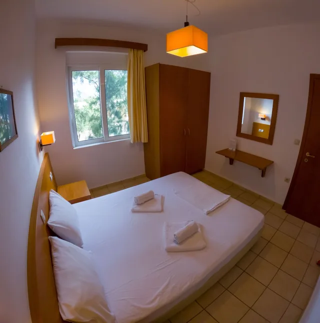 شقة بسريرين منفصلين بإطلالة على البحر بغرفتي نوم مع أريكة، Monachus Monachus Apartments 2/9
