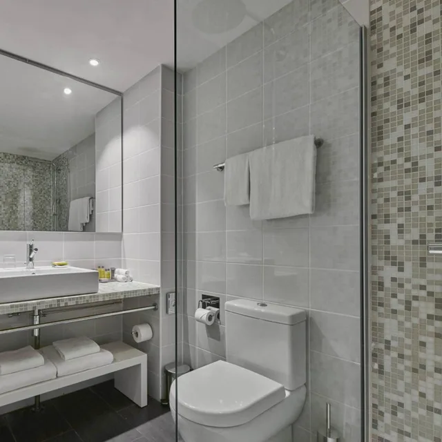 استوديو عائلي، The Hague Marriott Hotel 4/4