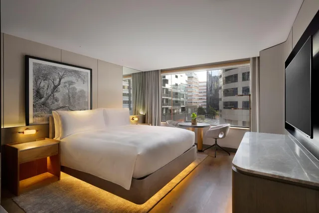 غرفة بريميوم بسرير كينج في طابق مرتفع، JW Marriott Auckland 1/4