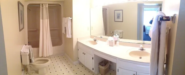 Deluxe, Suite, 2 Double Beds, Beau Rivage Golf Resort 4/5