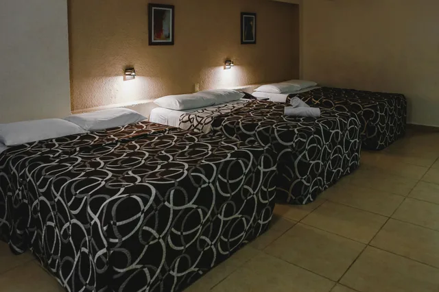 غرفة ثلاثية بسريرين مزدوجين، Hotel Colon Merida by Kavia 4/9