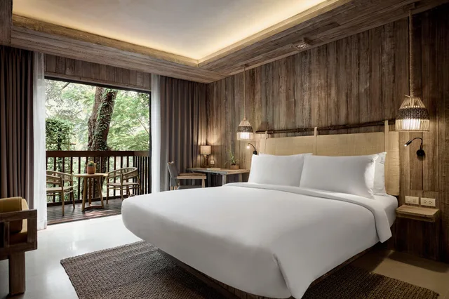 غرفة بريميوم بسرير مزدوج بإطلالة على الحديقة، Dinso Resort 4/7