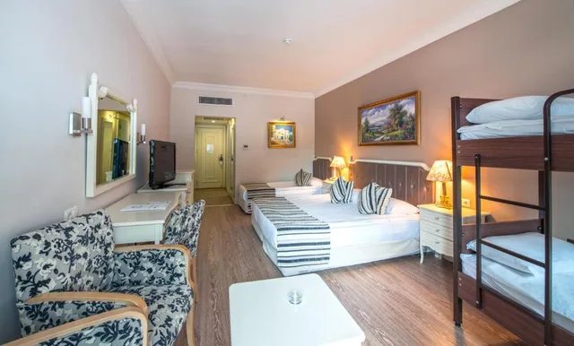 Standard, Bunk Beds, Land View، Crystal Tat Beach Pearl Collection 2/7