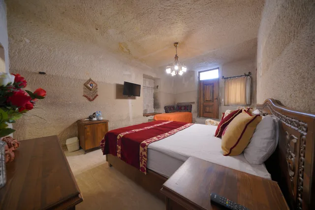 غرفة ديلوكس بسرير كوين، Salkim Cave House 2/4