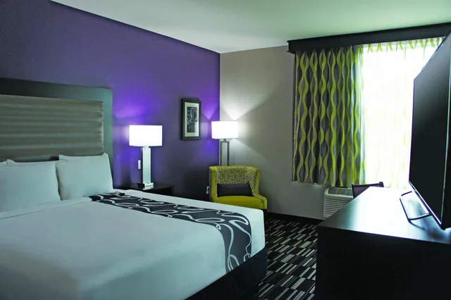 استوديو بسرير كينج، La Quinta Inn And Suites By Wyndham Mcallen Convention Center 2/6