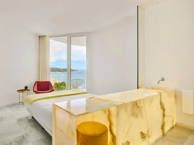 Superior, Double Bed, Lateral Side Sea View, Balcony، Hotel Aromar 9/10