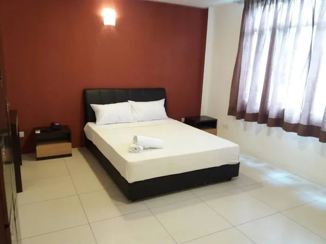 غرفة قياسية بسرير كوين، T Hotel Ipoh 1/10