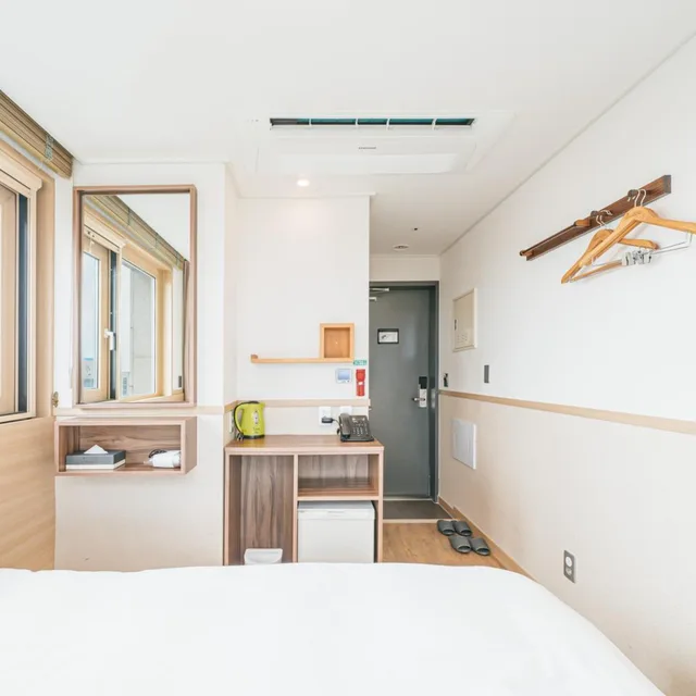 غرفة قياسية ركنية مزدوجة، Hotel Kenny Seogwipo 9/10