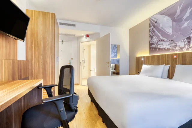 غرفة بسرير كينج لذوي الإعاقة، HOLIDAY INN BRUSSELS SCHUMAN 4/7
