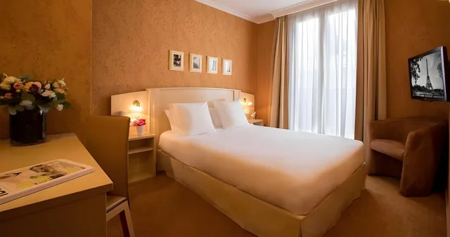 غرفة ديلوكس بسريرين مزدوجين، Elysees Opera Hotel 1/1
