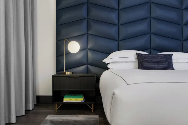 جناح استوديو بسرير كينج لذوي الإعاقة، Kimpton Shane Atlanta, an IHG Hotel 2/4
