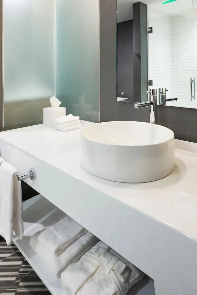 غرفة كلاسيكية بسرير كينج لذوي الإعاقة، Le Meridien Columbus The Joseph 6/6