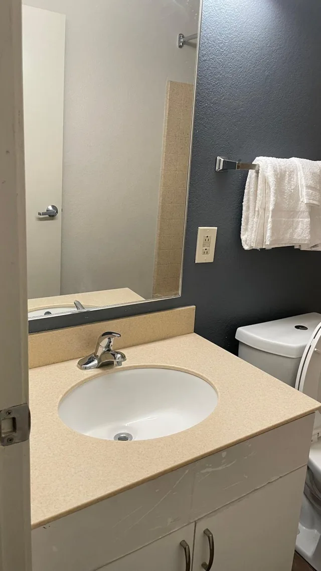استوديو بسرير كوين لذوي الإعاقة، Sonesta Simply Suites Memphis 8/8