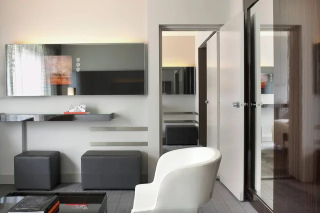 جناح جونيور بسرير كينج، Le Meridien Paris Arc De Triomphe 7/7