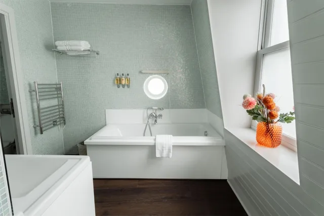 Suite, htop Amaika - Adults Only 7/10