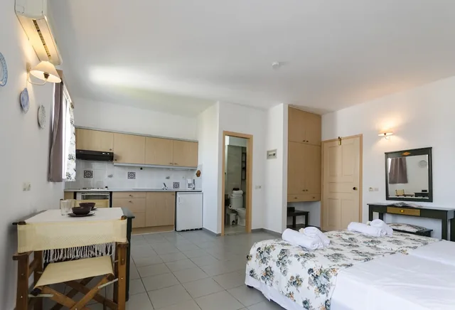 استوديو بسريرين منفصلين بإطلالة على المدينة، Happiness Apartments 2/5