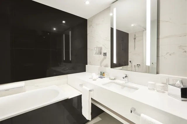 غرفة بسرير كينج، Hilton Tallinn Park 10/11