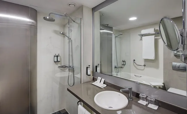 غرفة كلاسيكية بثلاثة أسرّة مع سرير إضافي، Sercotel Caspe (ex. Ayre Hotel Caspe) 5/6