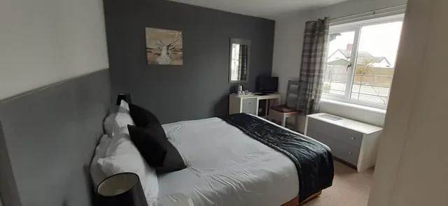 غرفة كلاسيكية بسرير كينج، Burlton Inn 3/8