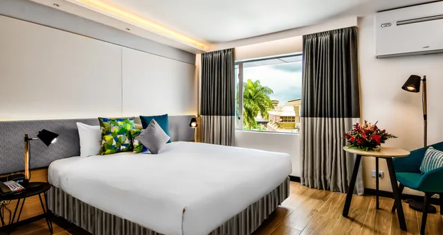 غرفة تنفيذية بسريرين منفصلين وسرير كينج، Tanoa Plaza Hotel 2/4