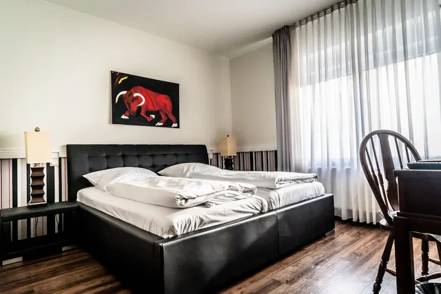 Superior, Double Bed, Private Bathroom, Privathotel Stickdorn 1/3