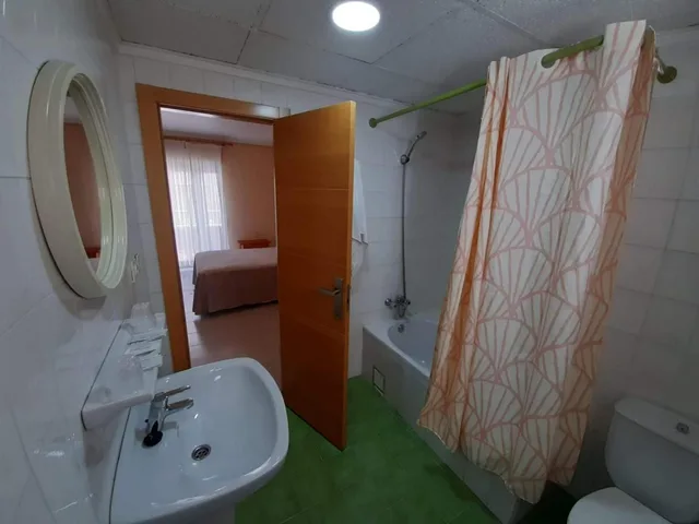 غرفة ثلاثية بسرير فردي، Hotel Cano 7/8
