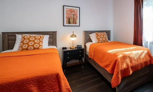 جناح عائلي بسرير كينج وسريرين منفصلين، The Town House Lodge 2/2