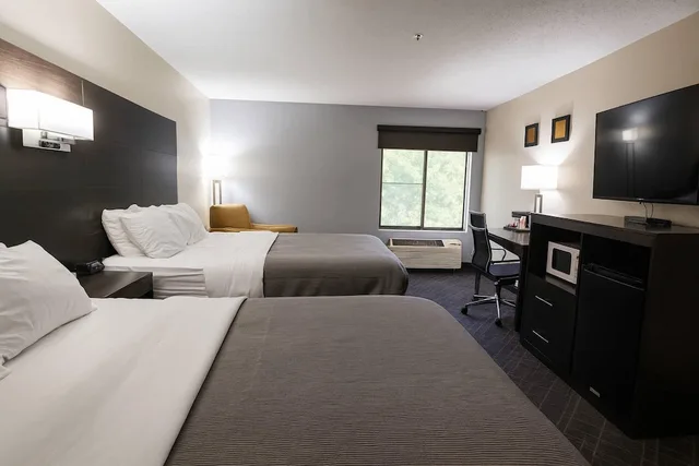 غرفة قياسية بسريرين مزدوجين، Quality Inn & Suites Circleville 1/10
