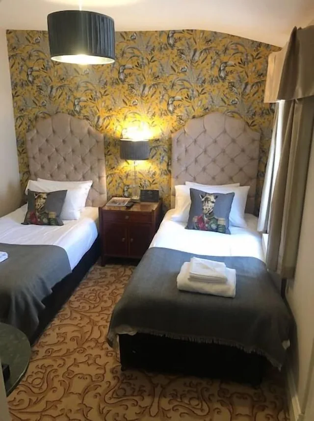 غرفة بسريرين منفصلين، Colchester Boutique Hotel 3/9